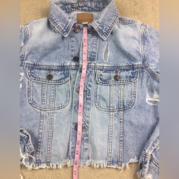 Womens blue American Eagle distressed jean jacket size xs - Picture 5 of 15